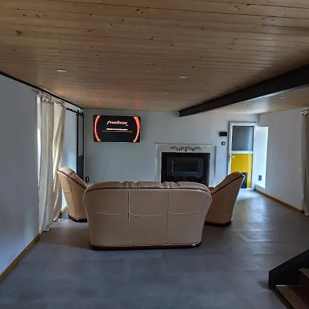 Maison De Maitre Avec Parc Prive 20 Min Du Futuroscope Charrais